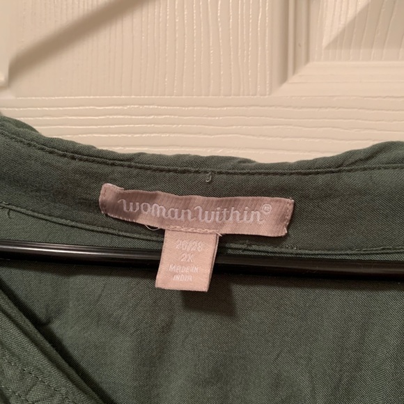 Woman within army green button up blouse - Picture 2 of 2